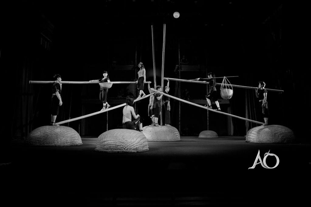 À Ố Show - Màn trình diễn nghệ thuật đặc sắc