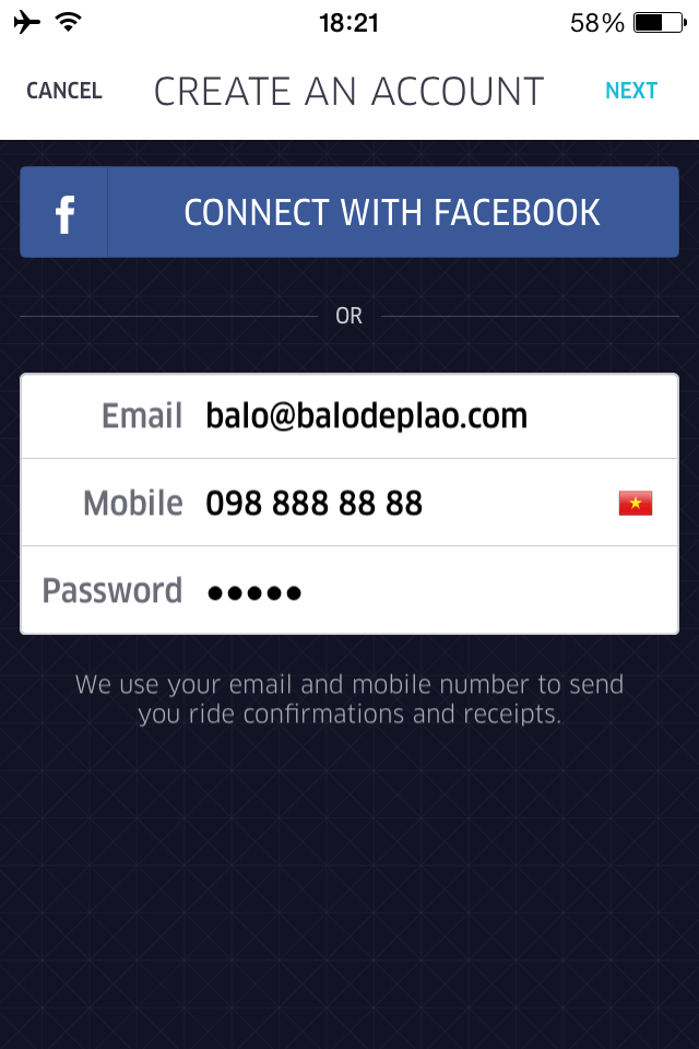 Cung cấp email, số điện thoại và password để đăng ký tài khoản UBER