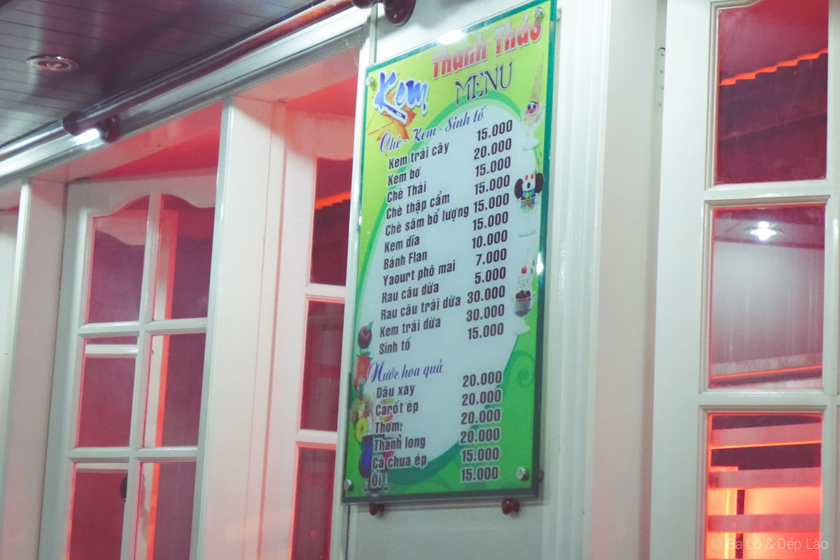 Menu với rất nhiều trái cây kem phong phú