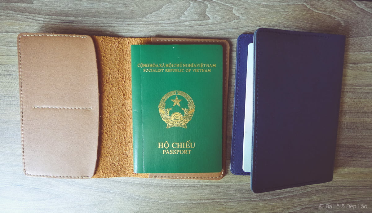 Bao da passport chất lừ mà giá chỉ khoảng 100k VND thôi nhe ;)