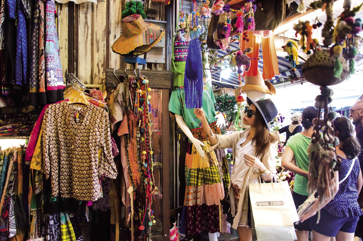 Chatuchak - Lạc lối giữa chợ trời cuối tuần Bangkok