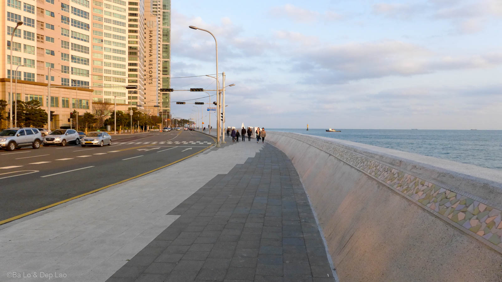 Đường đi bộ dọc biển ở Haeundae