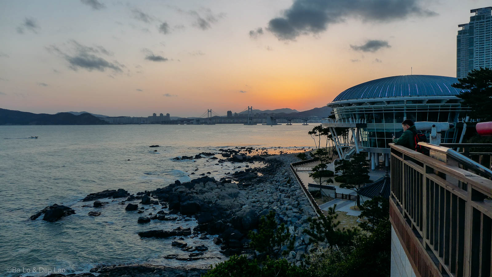 Hoàng hôn Busan nhìn từ đảo DongBaek