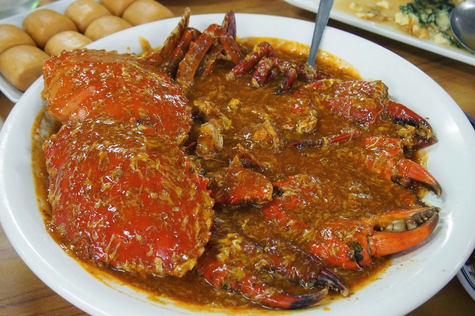 Chili Crab - Đặc sản không thể phớt lờ của Singapore