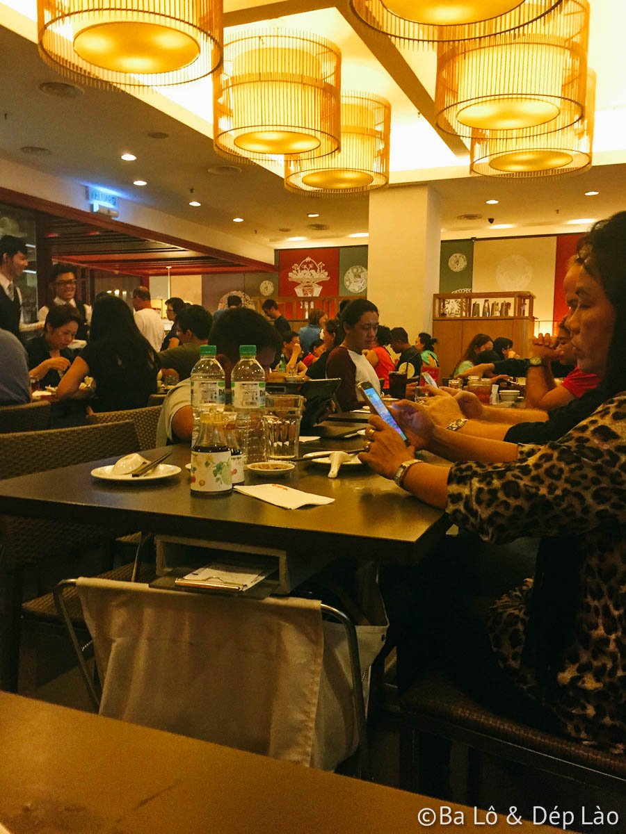 Mỗi ngày nhà hàng đều đón tiếp một lượng khách khổng lồ thưởng thức dimsum