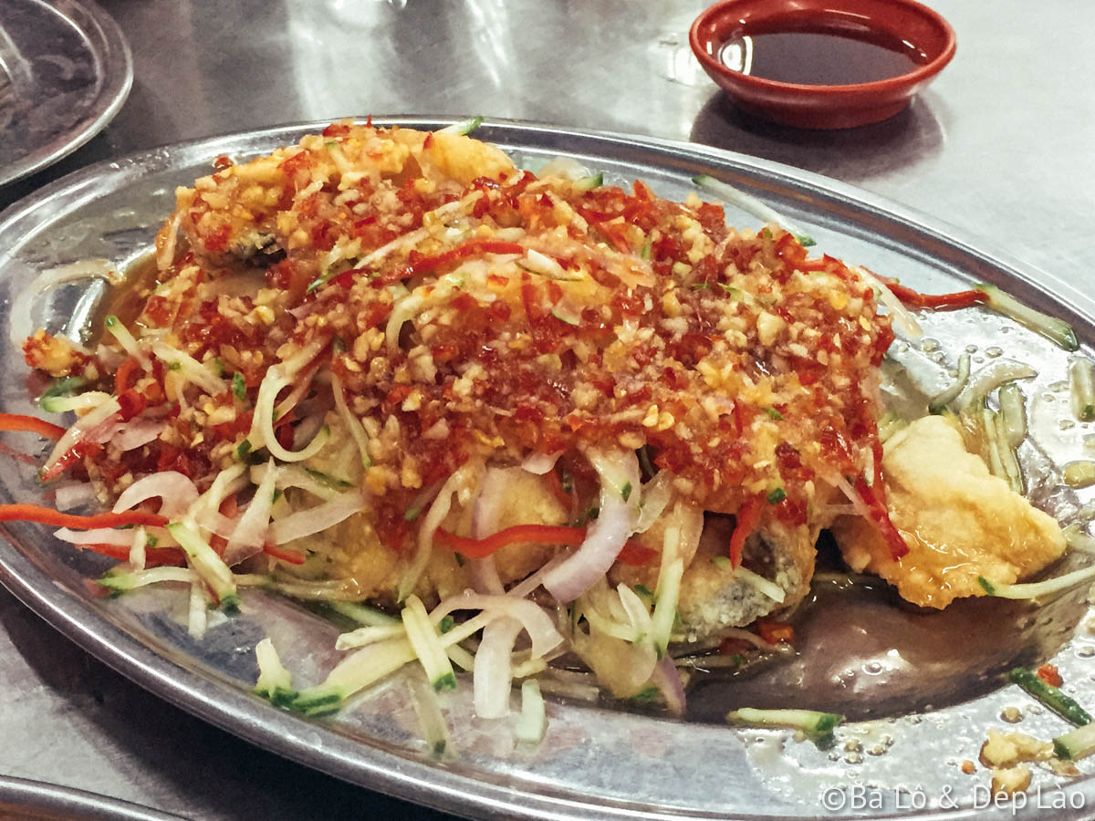 Cá lăn bột xào chua ngọt kiểu hoa rất ngon ;)
