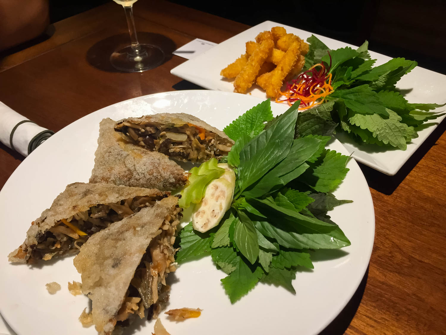 Nem vuông và Đậu hủ chiên giòn