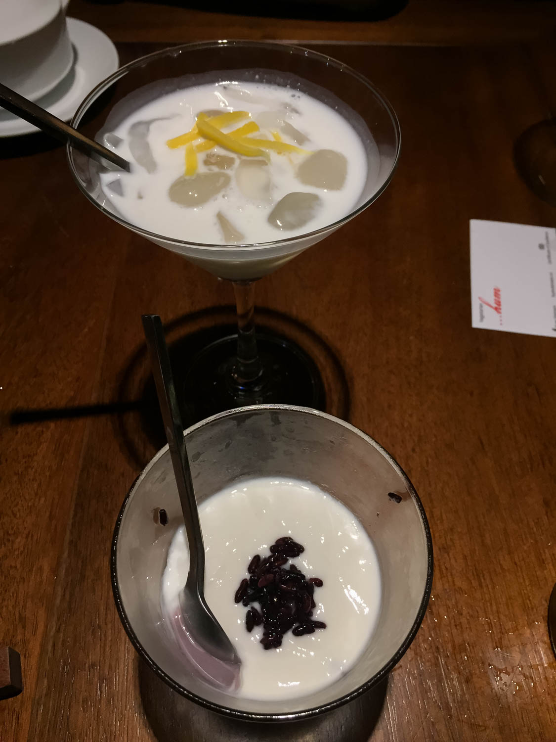 Yogurt nếp cẩm và Thốt nốt sữa dừa