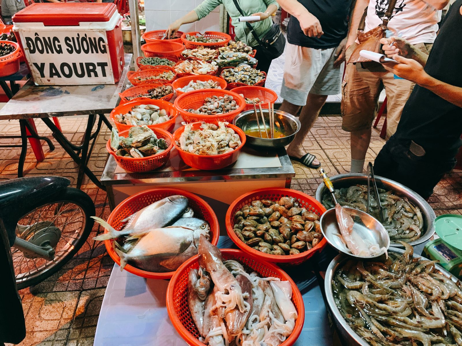 Dừng chân Ốc Sò Quán - Nha Trang ăn hải sản tươi
