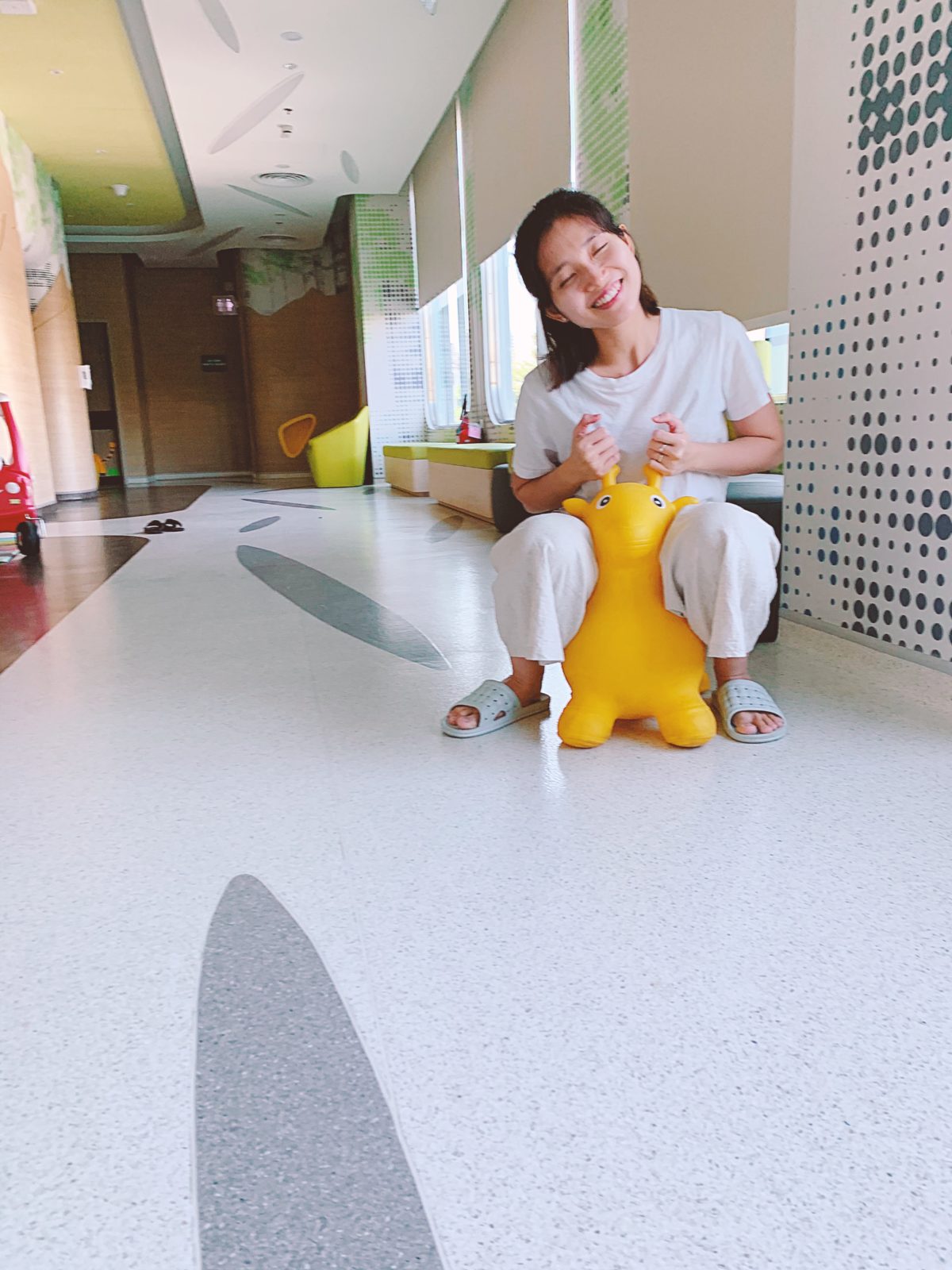 Một nụ cười bằng mười thang thuốc bổ mà!