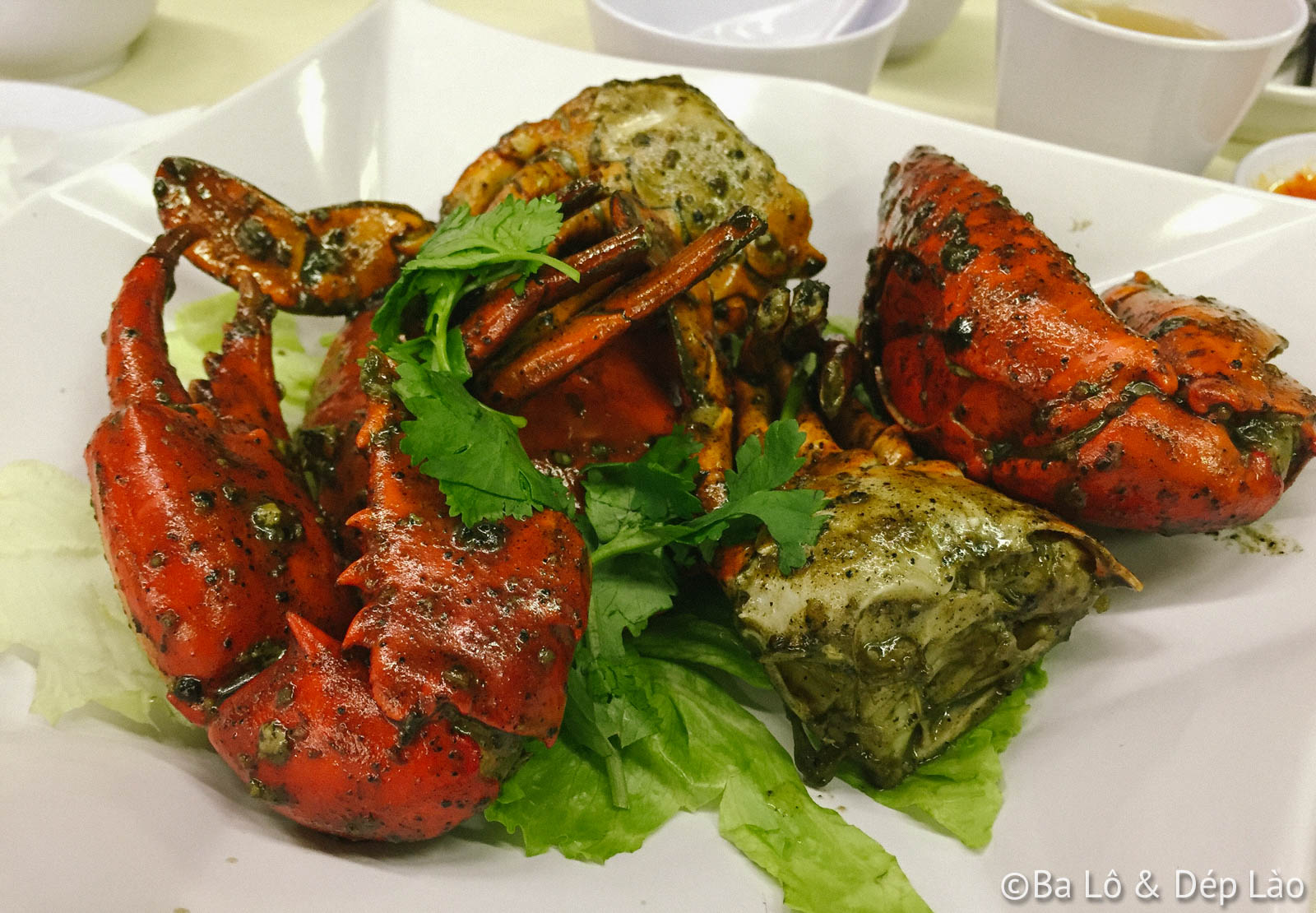 Cua sốt tiêu đen đậm đà khó quên tại Jumbo Seafood