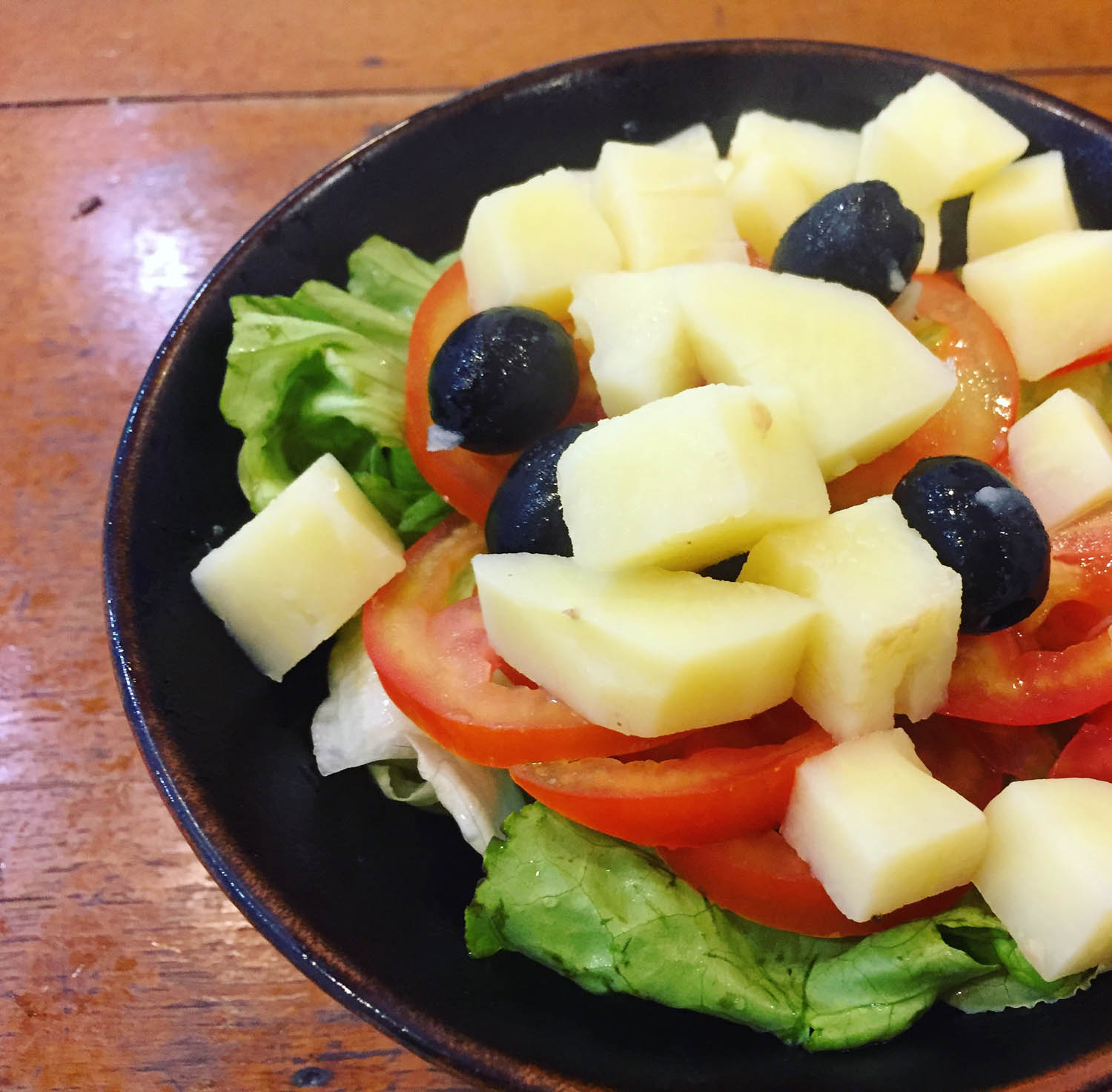 Tèn ten! Thành phẩm salad nicoise của chúng ta đây